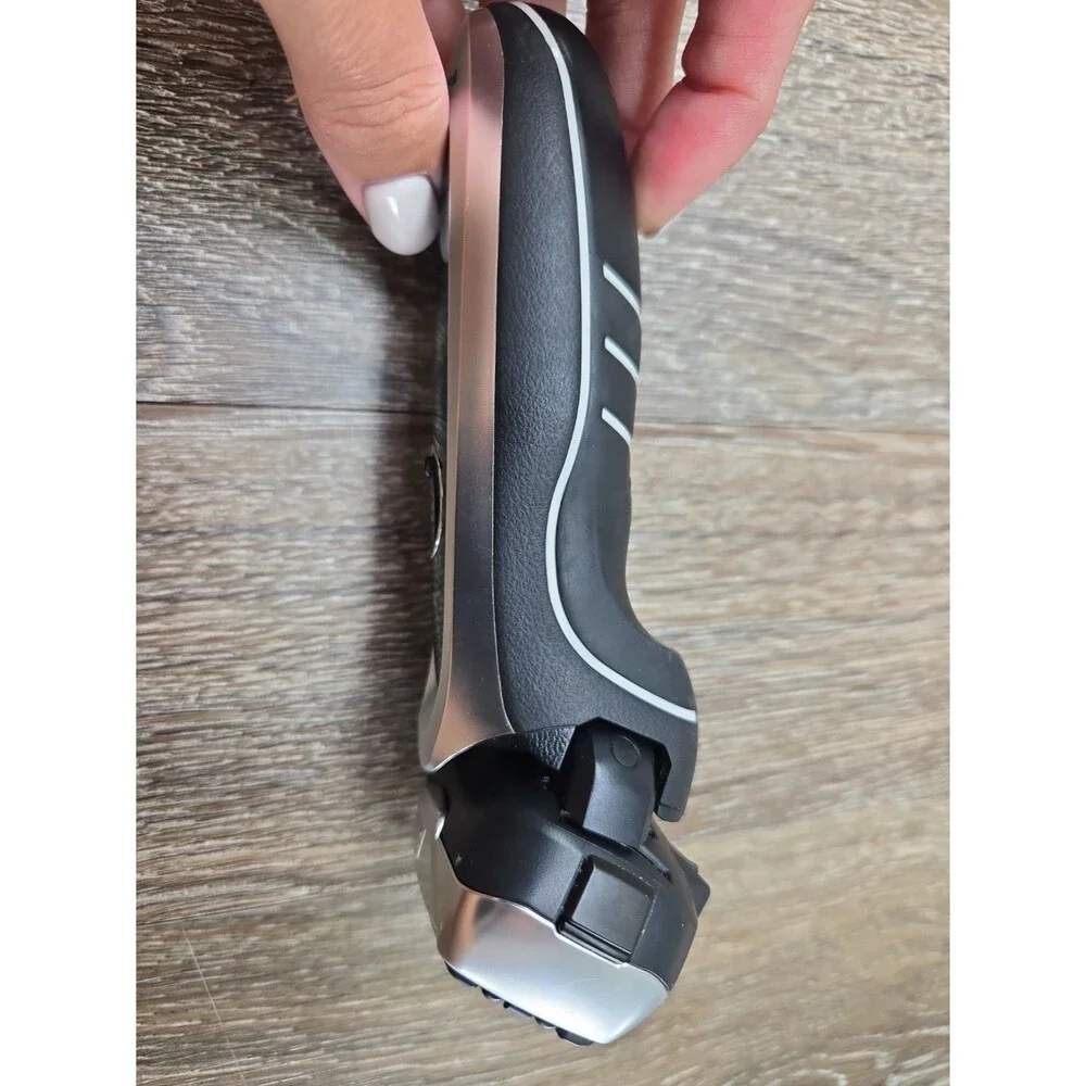SHAVER ONLY Panasonic Arc Precision Shaving 5-Blade Rechargeable Trimmer ES-LV65